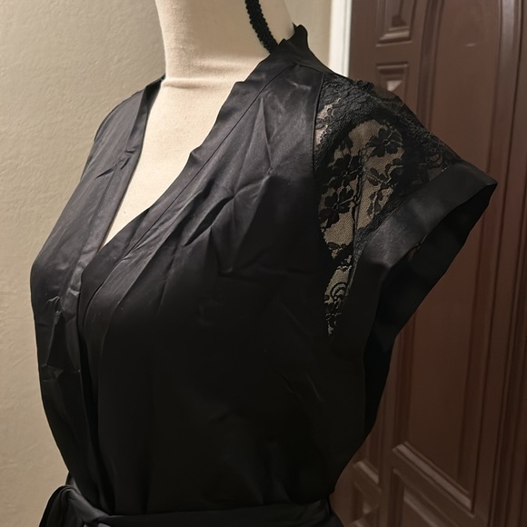 Victoria’s Secret Black Satin Robe - Picture 3 of 7